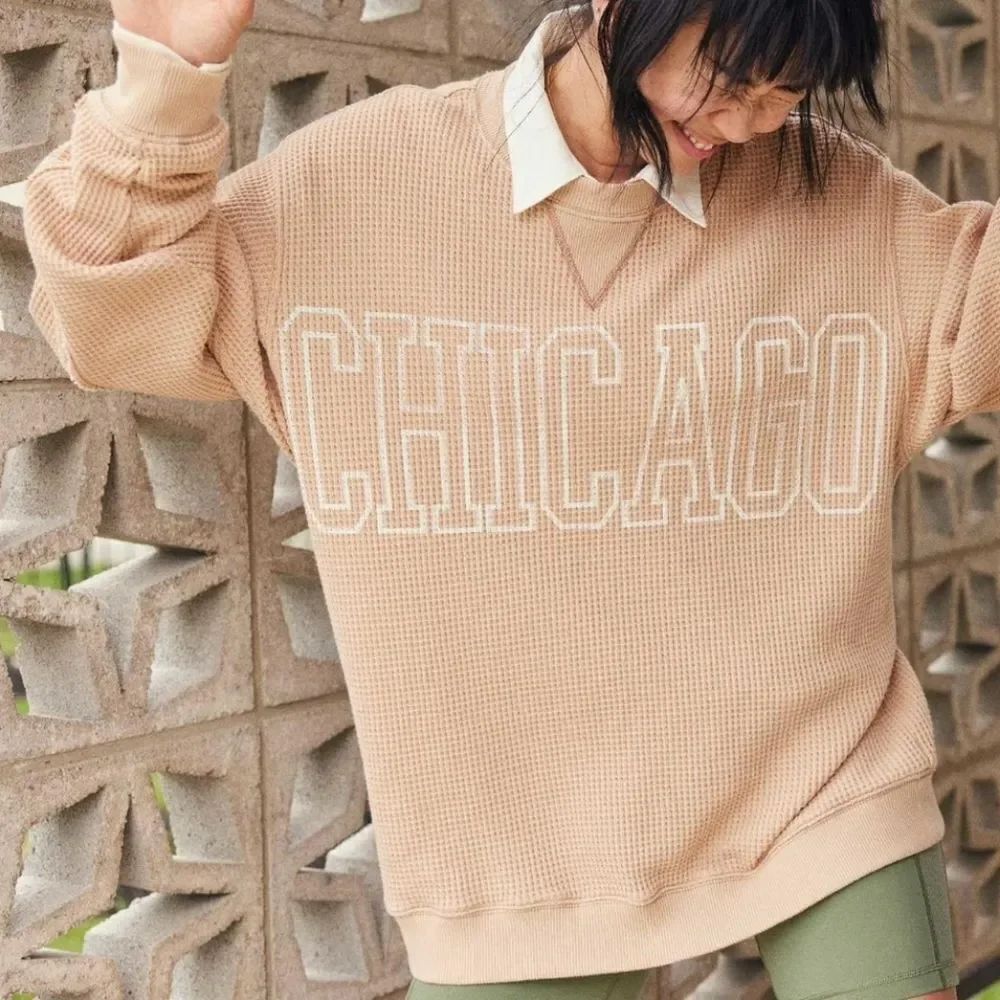 Aerie Oversized Tan and White Long Sleeve Sweatshirt